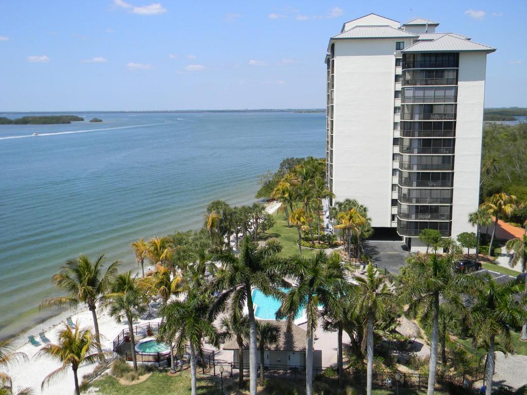 Resort Harbour Properties - Fort Myers / Sanibel Gateway Main image 1